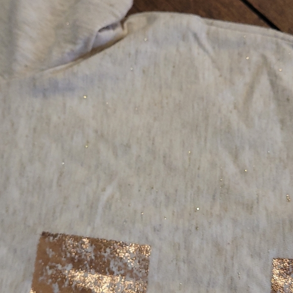 Tom's for Target short sleeved tshirt. Size medium - Picture 4 of 5